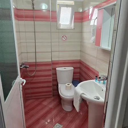 Zeqo Muka 2 Penzion *