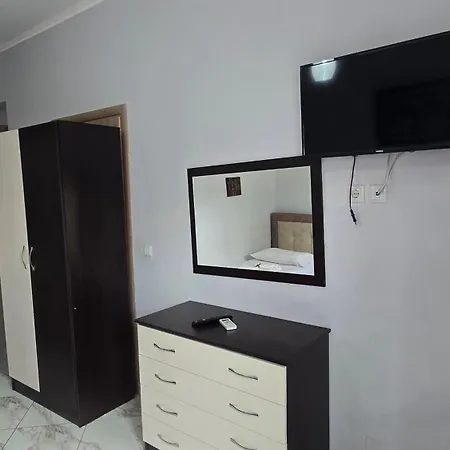 Zeqo Muka 2 Vendégház *