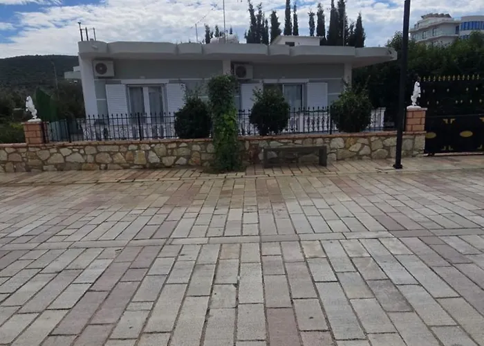 Zeqo Muka 2 Affittacamere