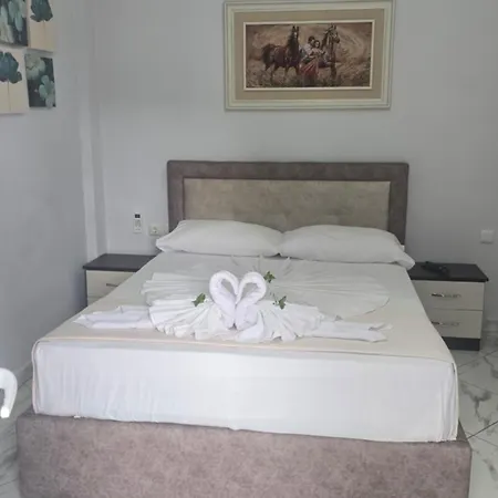 Zeqo Muka 2 Εξαμίλιο